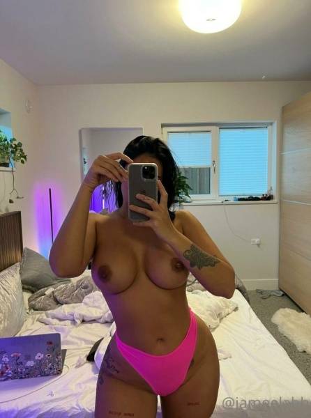 Arabic Princess (Jameelahh) Nude OnlyFans Leaks (10 Photos) on shefanatics.com