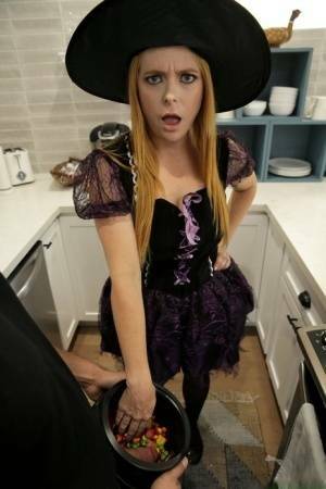 Penny Pax & Haley Reed seduce their man friend while decked out for Halloween on shefanatics.com