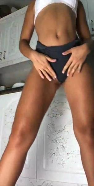 Paola Skye kitchen booty spreading & twerking snapchat premium xxx porn videos on shefanatics.com