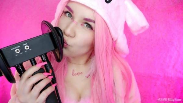 Kitty Klaw ASMR - 23 February 2022 - Licking and Mouth sounds on shefanatics.com