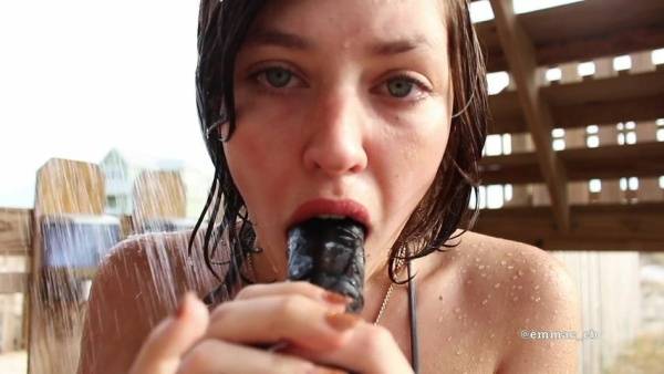 Emma Choice - 420 outdoor shower suck and fuck on shefanatics.com