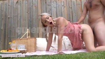 Gwen Gwiz Nude Summer Garden Picnic Sextape Fucking Video Leaked on shefanatics.com