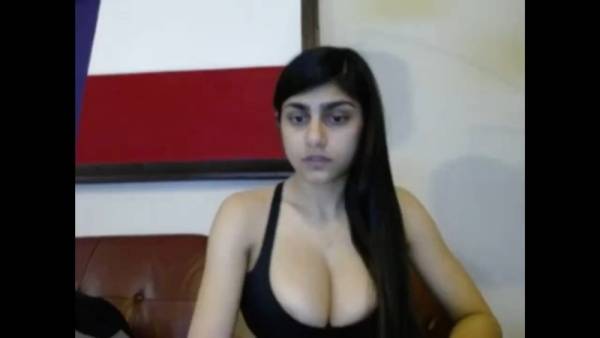 Mia Khalifa nude video on shefanatics.com