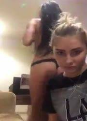 Crazy teens on periscope on shefanatics.com