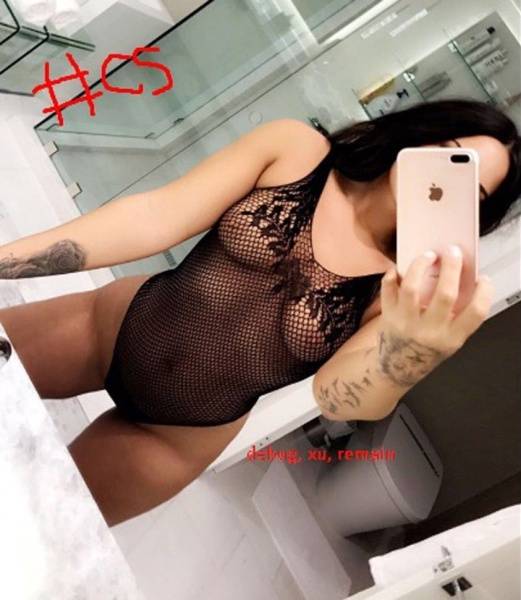 Demi Lovato Nude on shefanatics.com