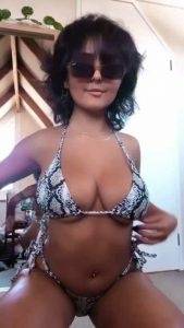 Tiktok Leak Porn a lil titty drop before i go to the beach F09F988B Mega on shefanatics.com