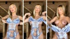 Sara Jean Underwood topless thothub on shefanatics.com