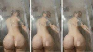 Jen Bretty fat ass in the shower thothub on shefanatics.com