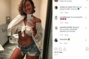 YESJULZ Full Nude Porn Video Leak on shefanatics.com