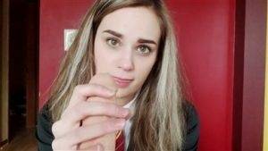 Hermione First Handjob Cosplay Porn Video on shefanatics.com