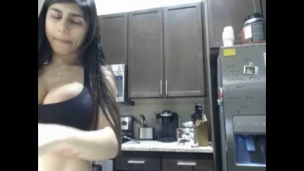 Mia Khalifa nude video on shefanatics.com