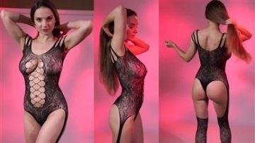 Xenia Crushova Youtuber Tryon Lingerie Try Leaked on shefanatics.com