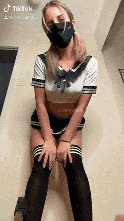 Who likes good school girls on shefanatics.com