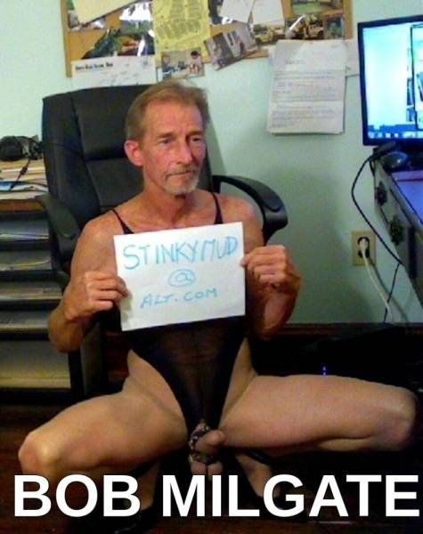 BOB MILGATE DANCING IN TAN PANTYHOSE AND HIGH HEELS on shefanatics.com