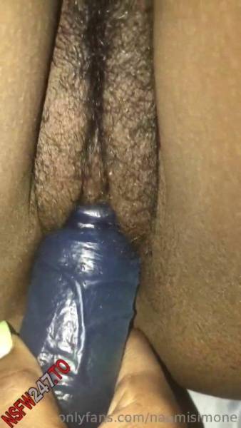 Naomi Simone blue dildo porn videos on shefanatics.com