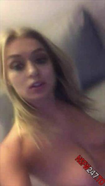 Natalia Starr teasing and fingering her pussy porn videos on shefanatics.com