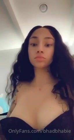 Bhad Bhabie 10 April 2021 - Boobs Tease on shefanatics.com