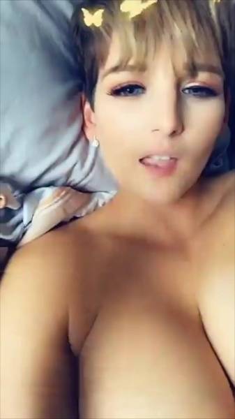 Hannah Brooks anal toy snapchat premium xxx porn videos on shefanatics.com