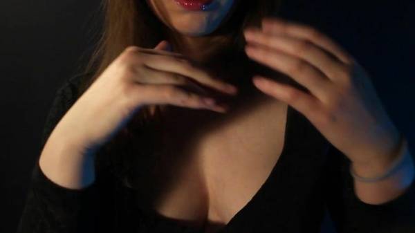 Libra ASMR Patreon - ASMR Lens fogging and kissing, finger flutters - 1 April 2020 on shefanatics.com