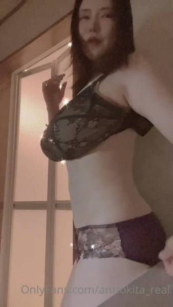 Anri Okita Lingerie Strip Tease Onlyfans Video Leaked on shefanatics.com