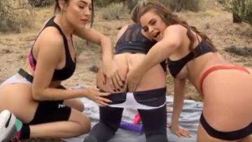 Allison Parker Lesbian Snapchat Fun With Friends Video Leaked on shefanatics.com