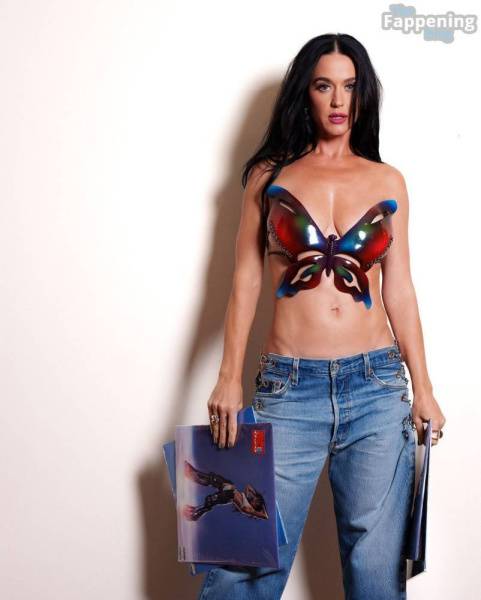 Katy Perry Looks Hot in the “143” Promo Shoot (4 Photos + Video) on shefanatics.com