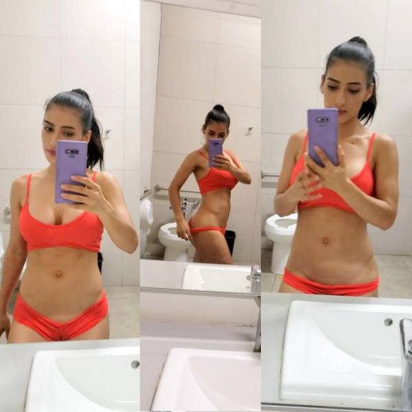 Anabella Galeano Bathroom Mirror Selfie Onlyfans Video Leaked on shefanatics.com