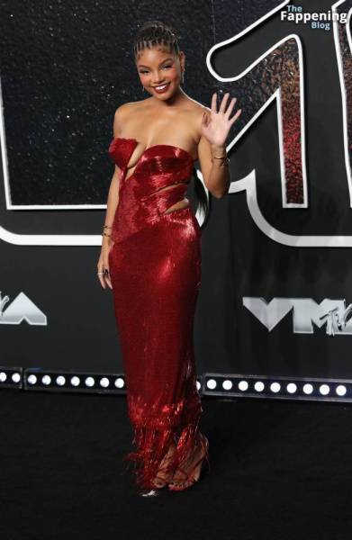 Halle Bailey Shows Off Her Assets at the VMAs (84 Photos) on shefanatics.com